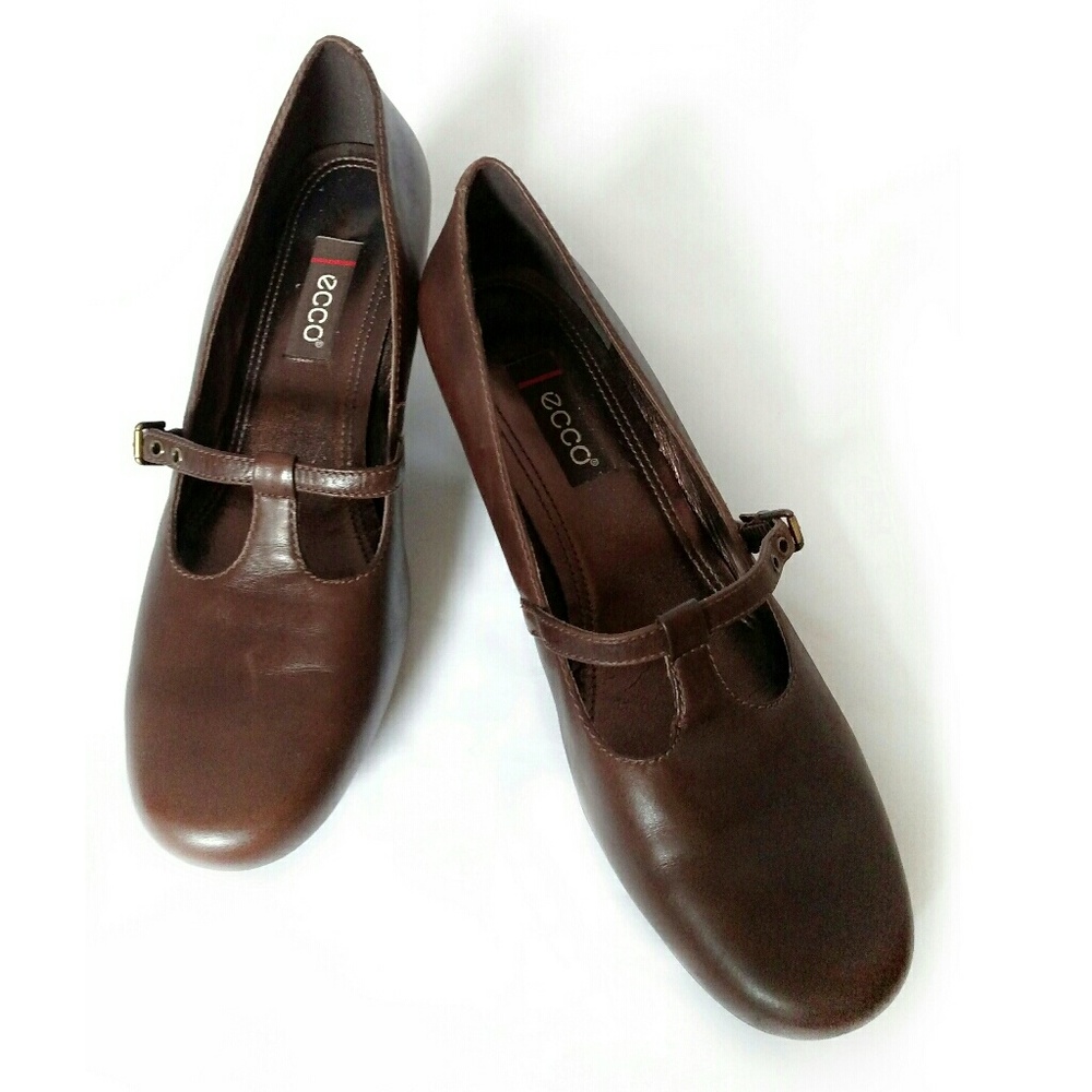 Ecco Brown Mary Jane Low Heels Pumps